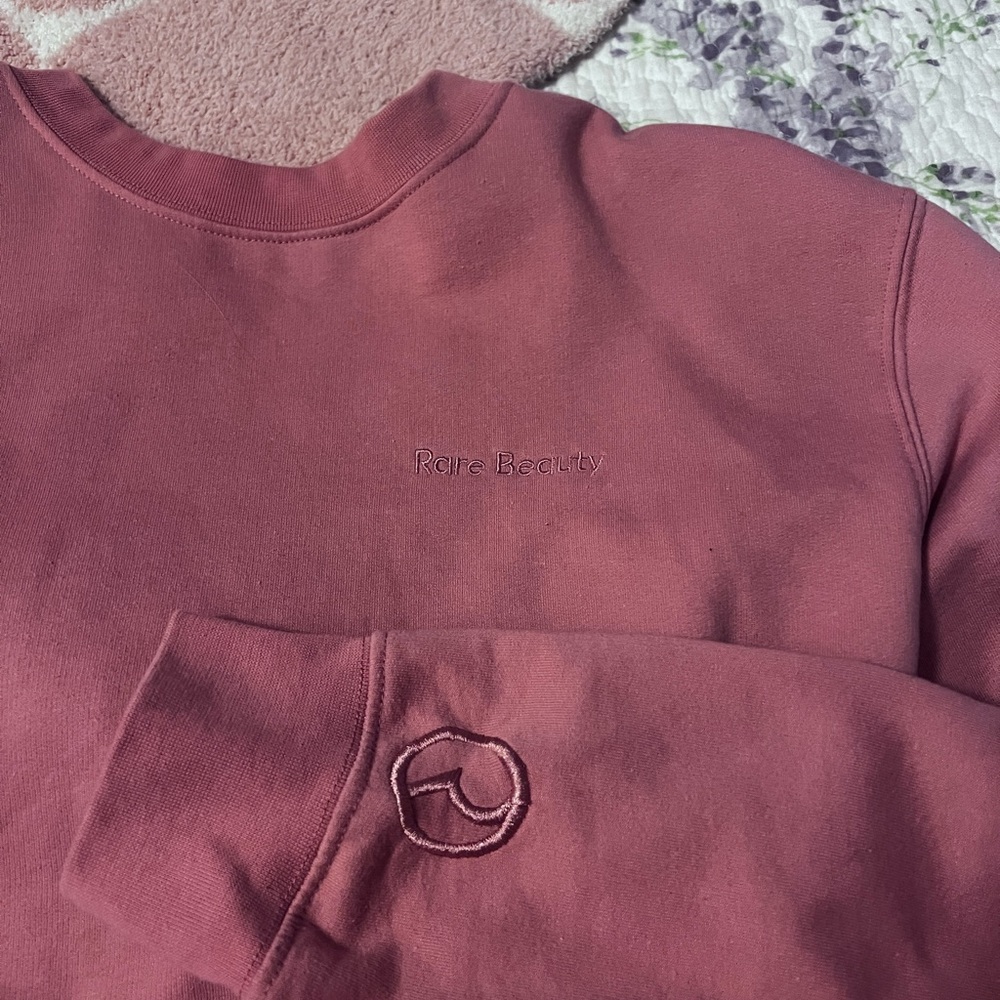 Rare Beauty Use Kind Words Crewneck